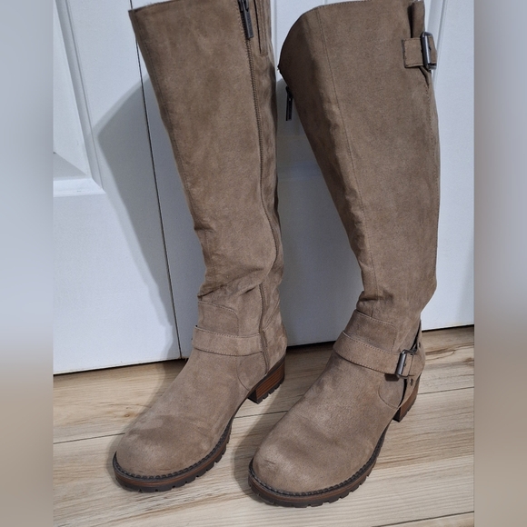 Kenneth Cole Reaction Womens Boots Size 10 - Picture 2 of 6